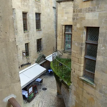 Duplex Cite Medievale *