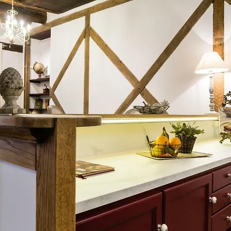 Duplex Cite Medievale Lägenhet *