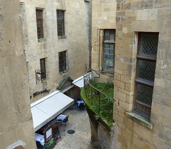 Duplex Cite Medievale *